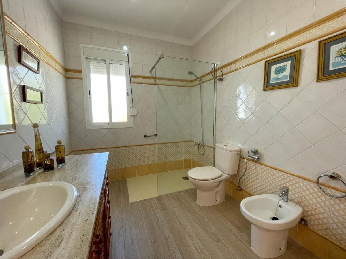 Villa Leza - Sólo Familias y Parejas Conil De La Frontera Exterior foto
